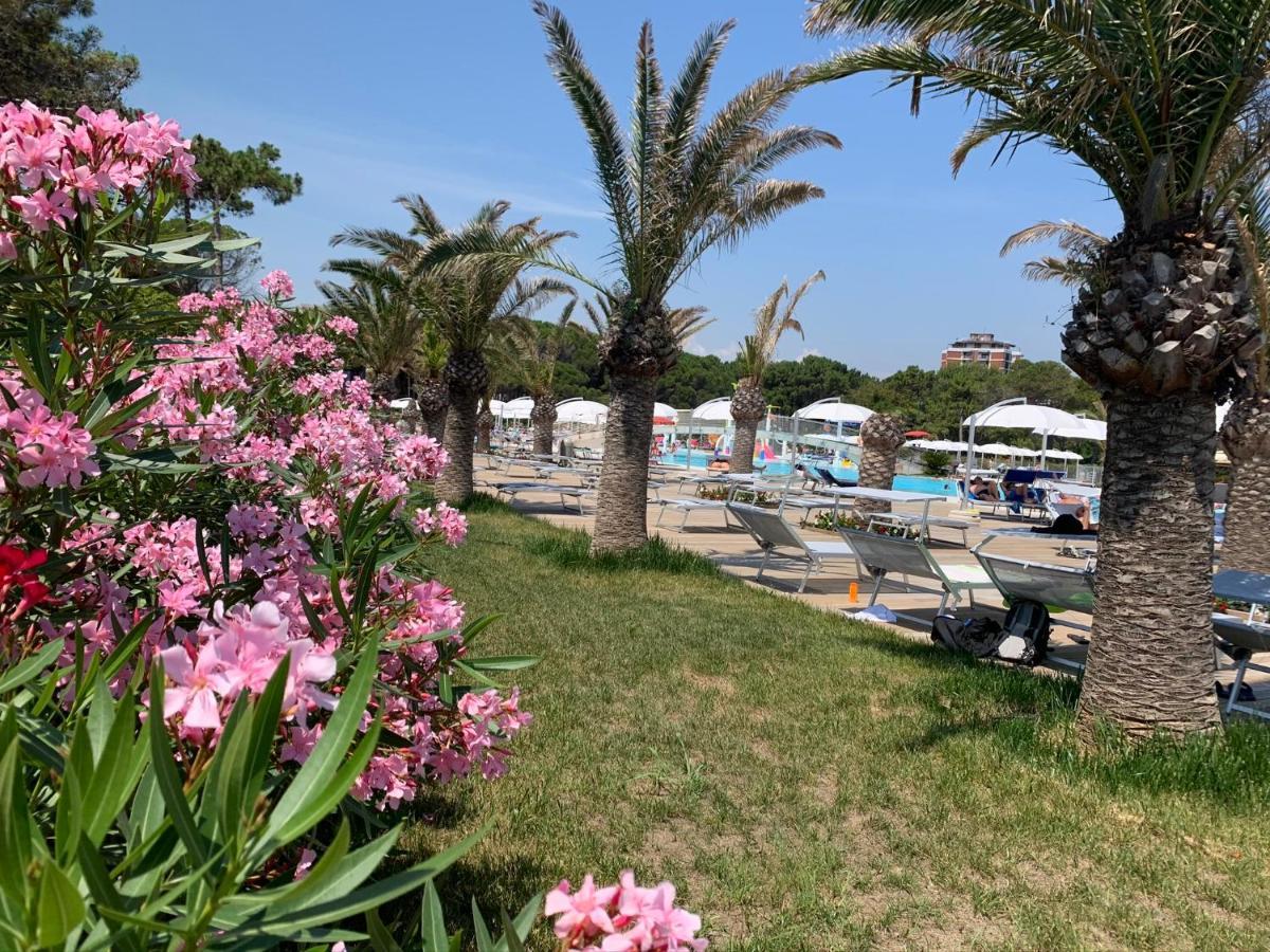 Penthouse Bellavista Apartment Lignano Sabbiadoro Luaran gambar